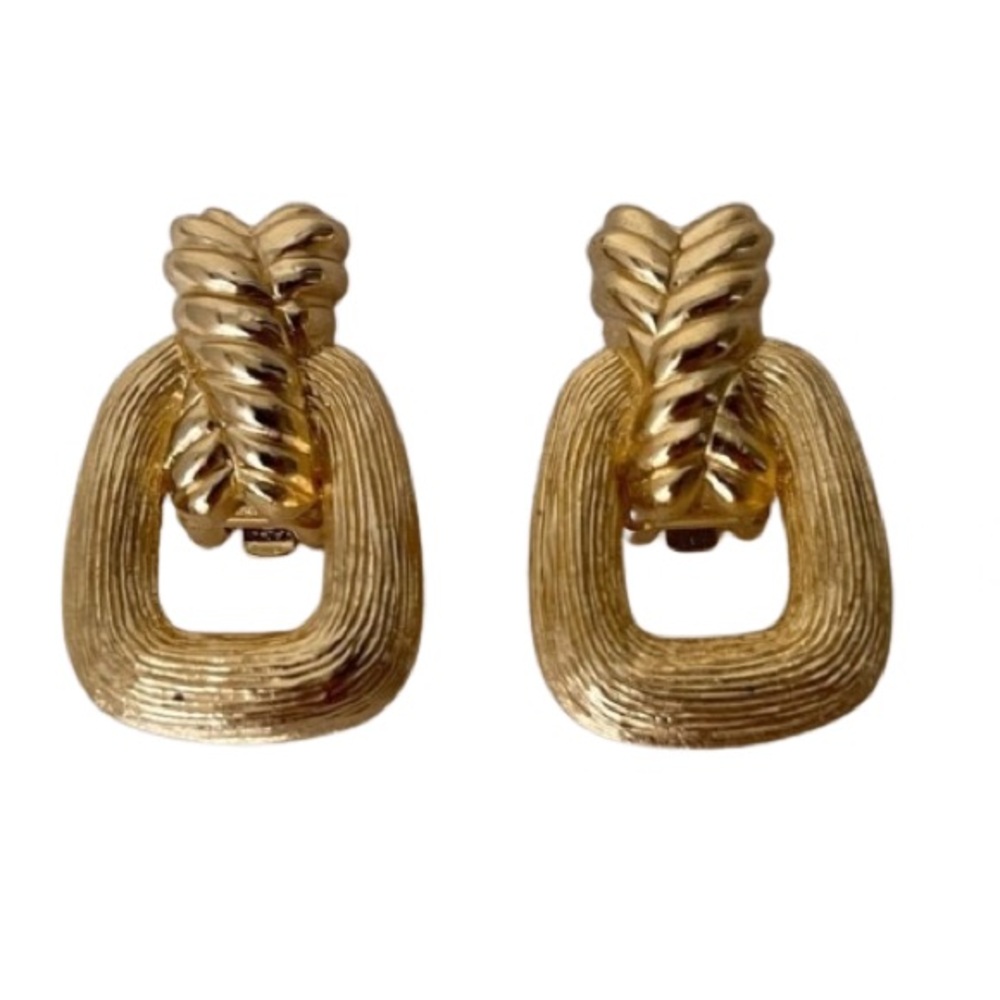 Vintage Christian Dior earrings CD‎